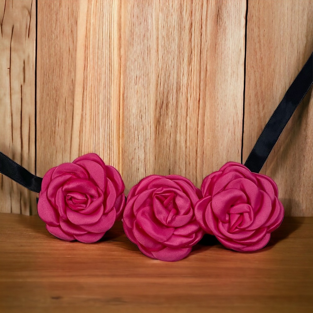 ❤️ Pink Roses Choker Necklace - Picture 2 of 5